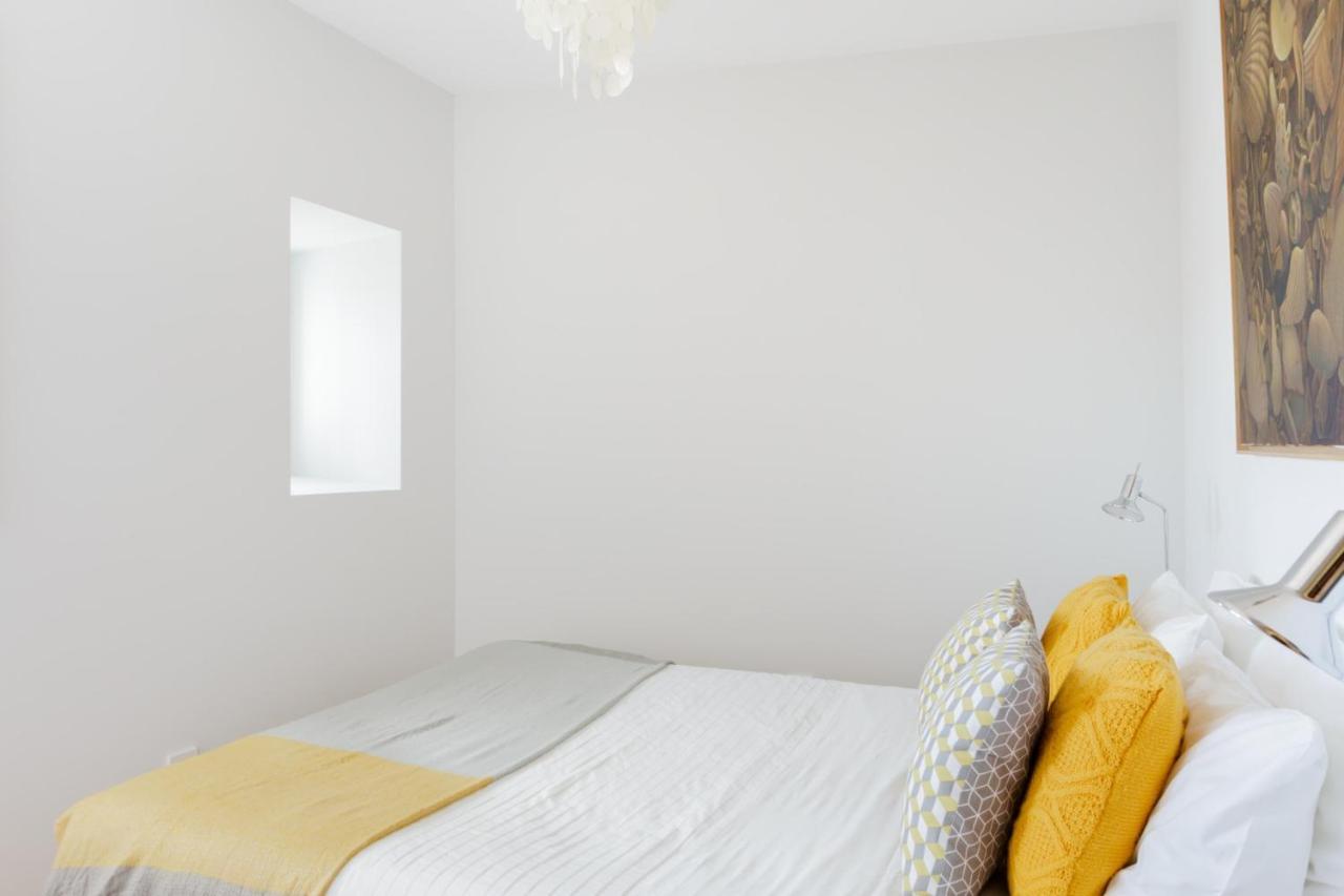 Amazing Rooftop Terrace With River And Historic City View 4 Bedrooms 4 Bathrooms Ac 19Th Century Building Chiado Lisboa 外观 照片