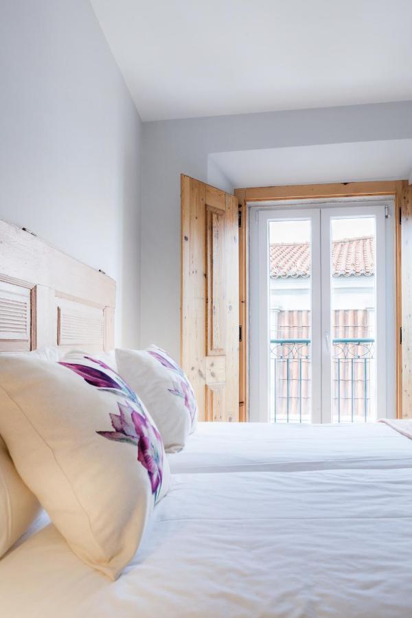 Amazing Rooftop Terrace With River And Historic City View 4 Bedrooms 4 Bathrooms Ac 19Th Century Building Chiado Lisboa 外观 照片