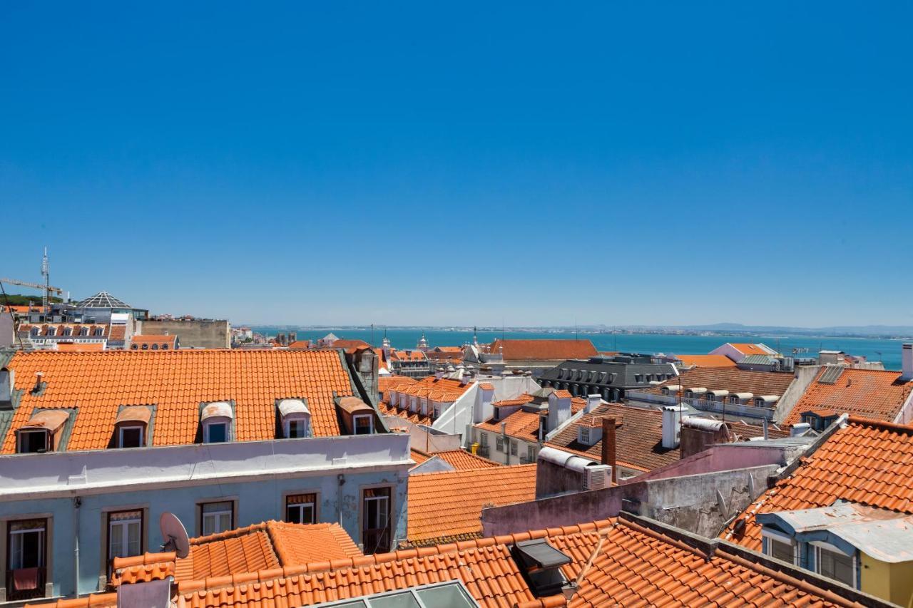 Amazing Rooftop Terrace With River And Historic City View 4 Bedrooms 4 Bathrooms Ac 19Th Century Building Chiado Lisboa 外观 照片
